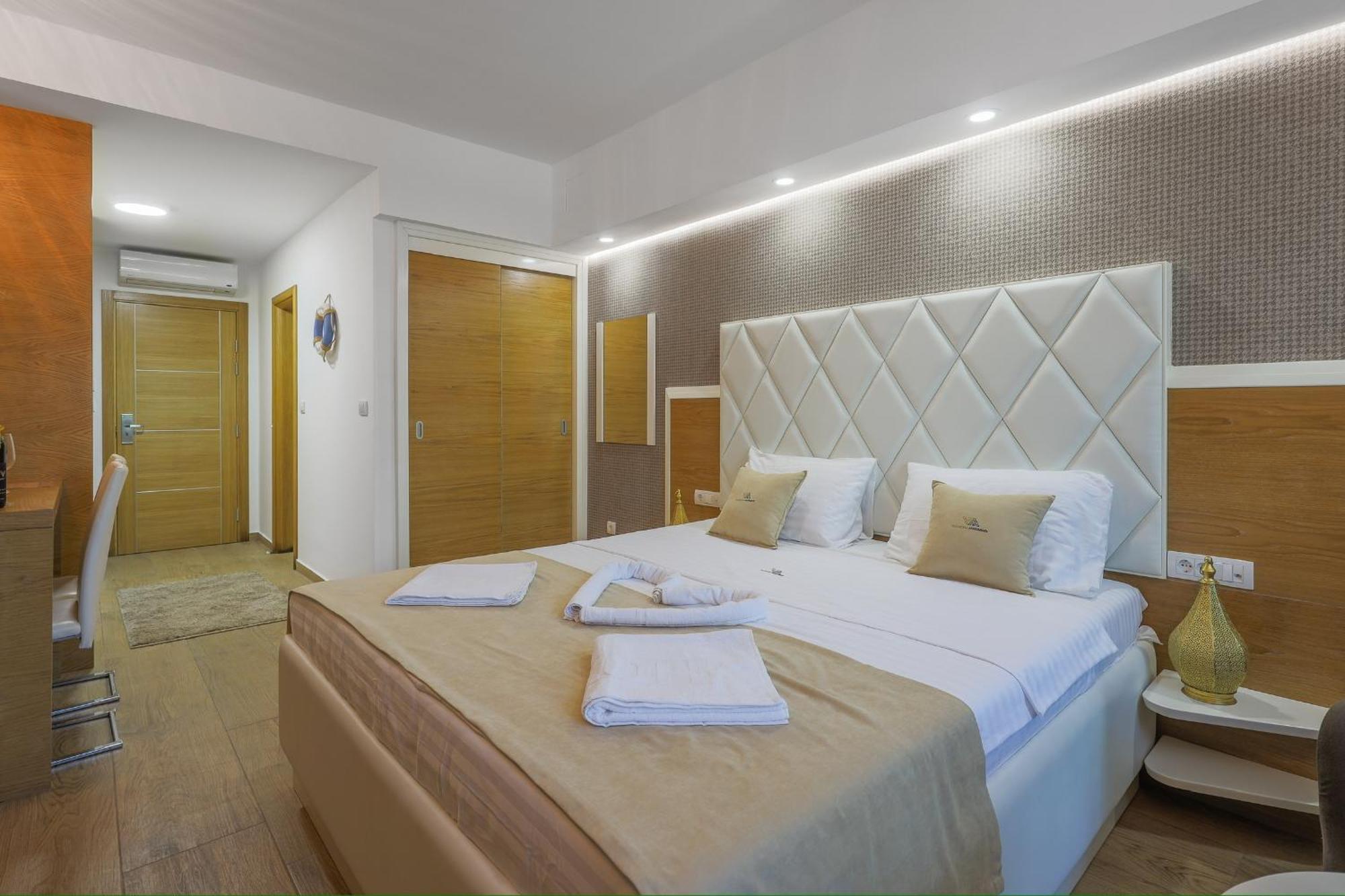 Vujanovic Apartments Sveti Stefan Eksteriør bilde